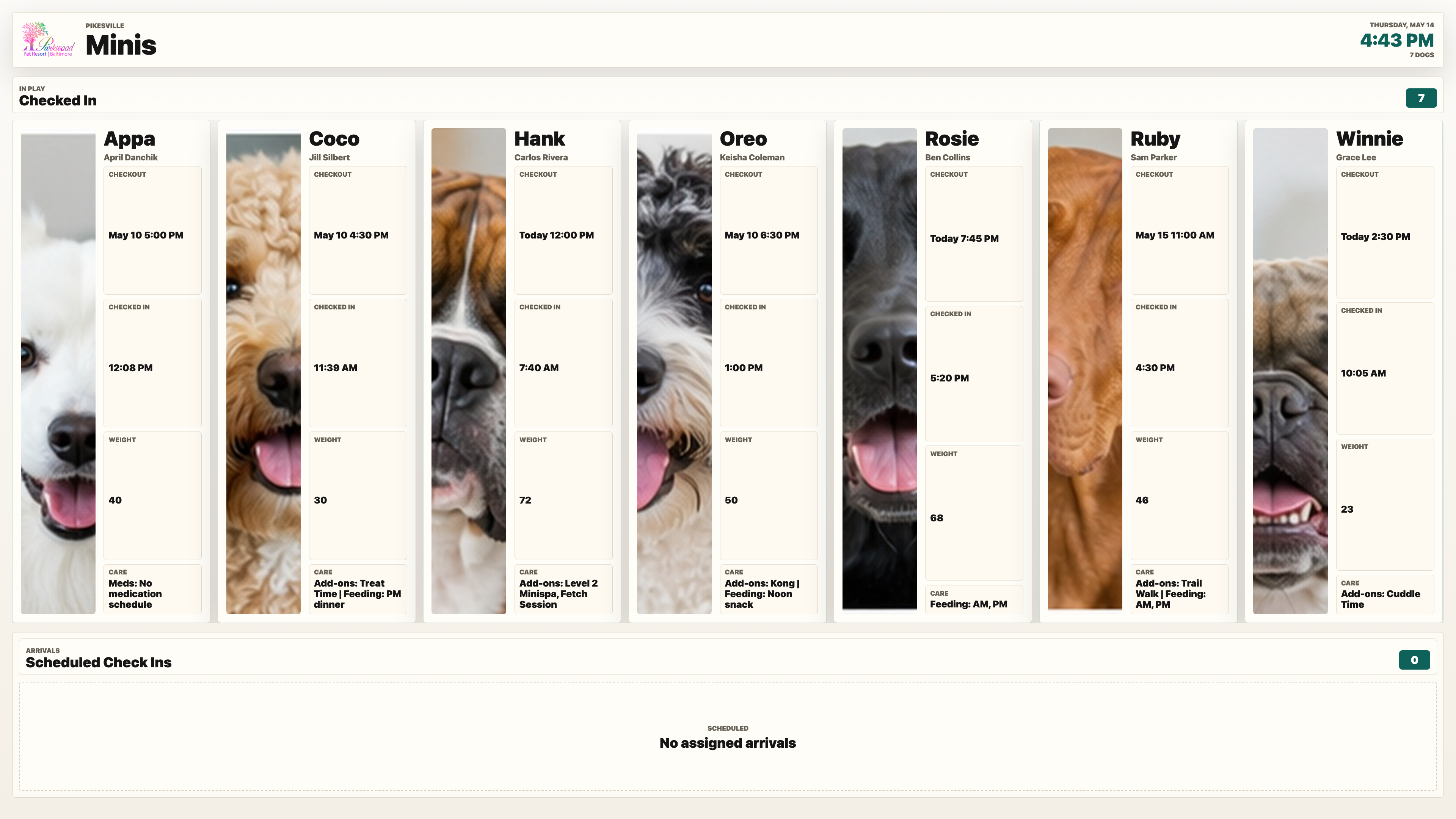 E-Ink style display for a play group with dog photos and status details